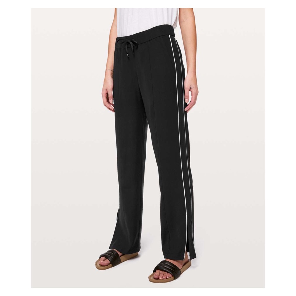 Lululemon On The Right Track Pant Black
